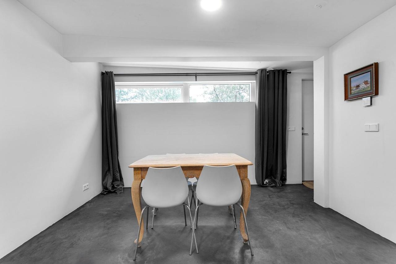 Lovely Studio Apartment With Hot Tub Reykjavik Luaran gambar